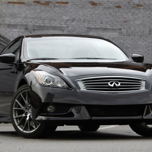 WordPress Car Dealer Infiniti G37 Coupe 1